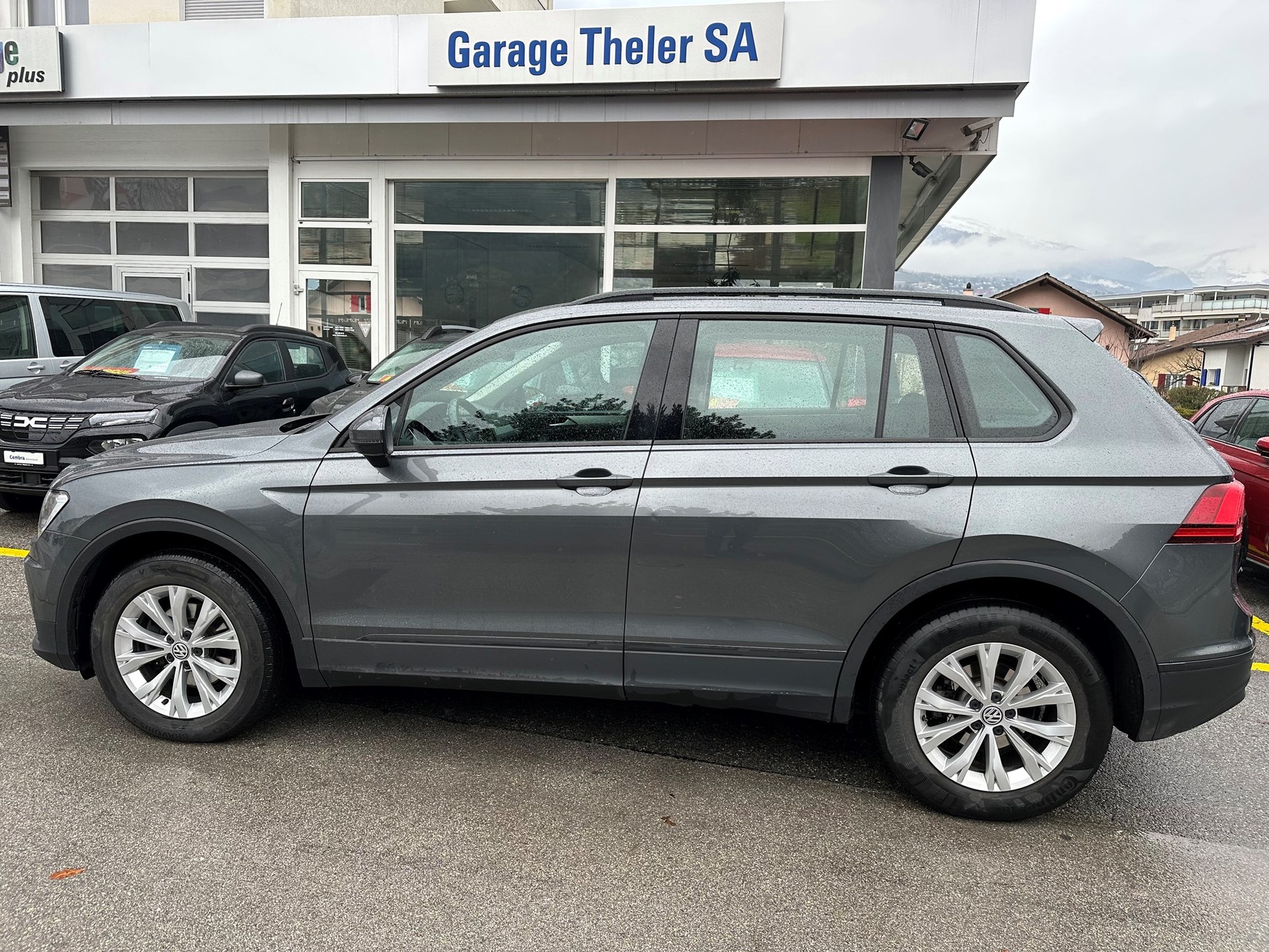 VW Tiguan 2.0 TDI SCR Trendline 4Motion DSG-showroom-element-2
