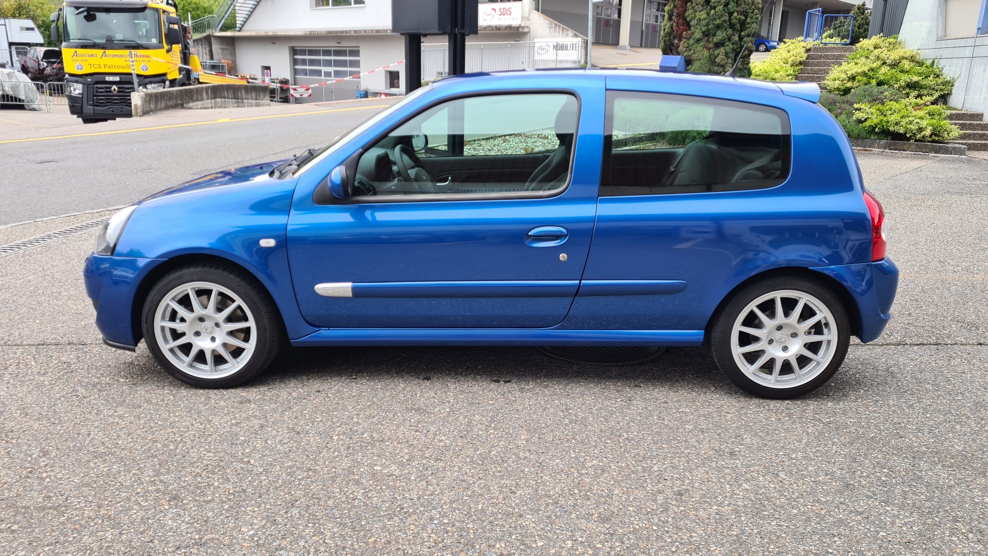 RENAULT Clio 2.0 16V Sport Jean Ragnotti-image-2