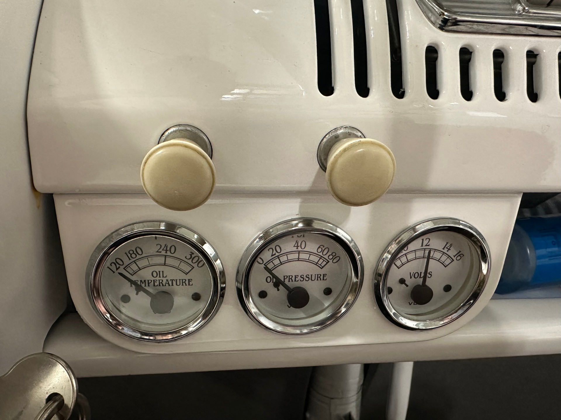 VW T1-image-15