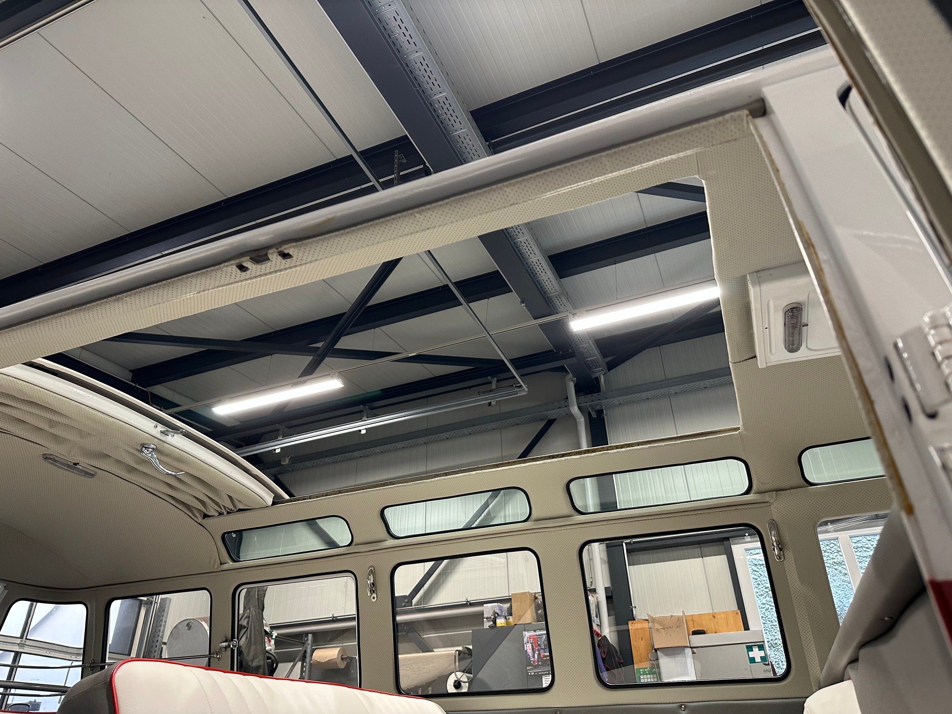 VW T1-image-13