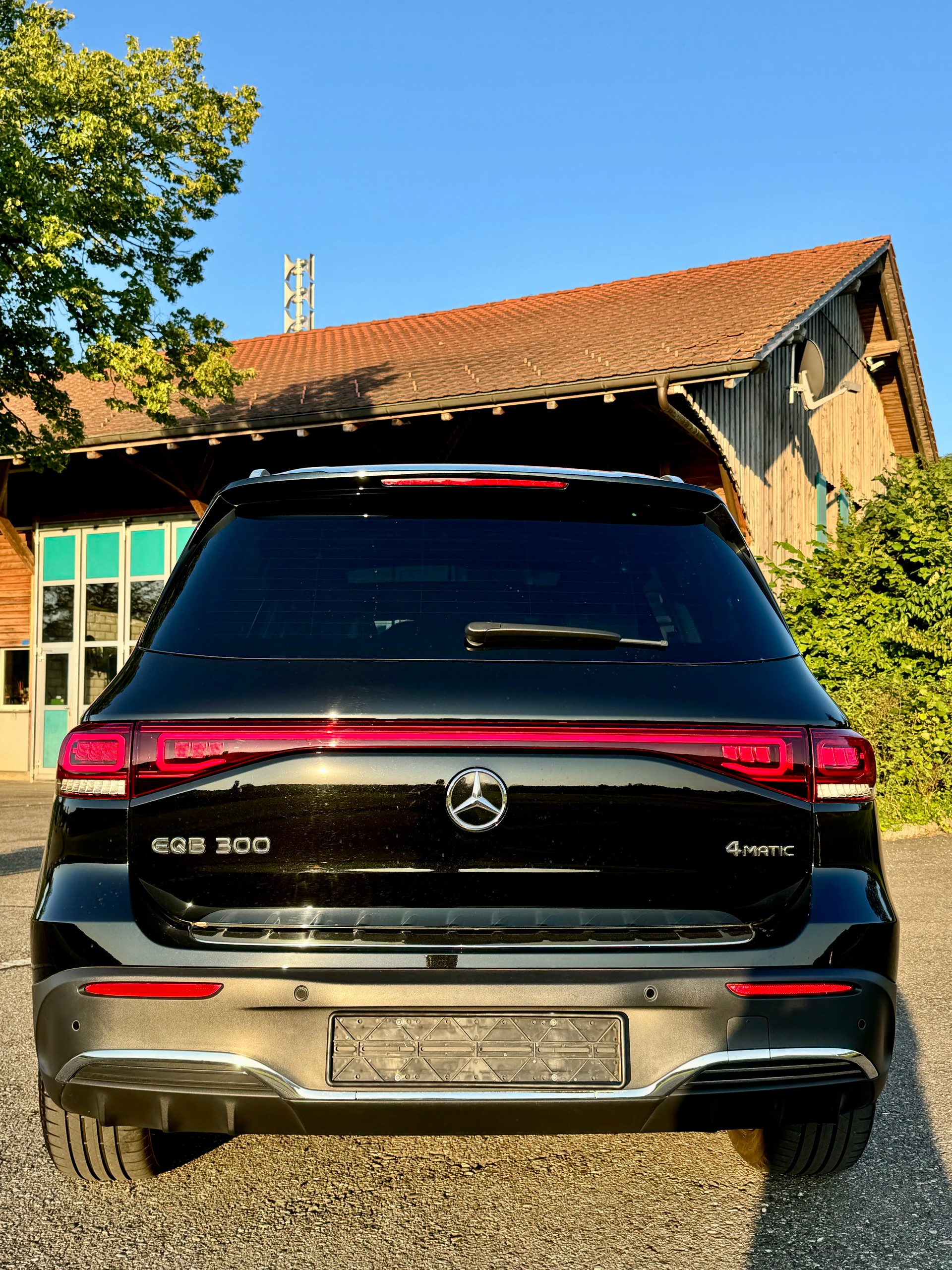 MERCEDES-BENZ MERCEDES-BENZ EQB 300 4Matic AMG-Line, inkl. 3 Jahre MB Garantie,-image-18