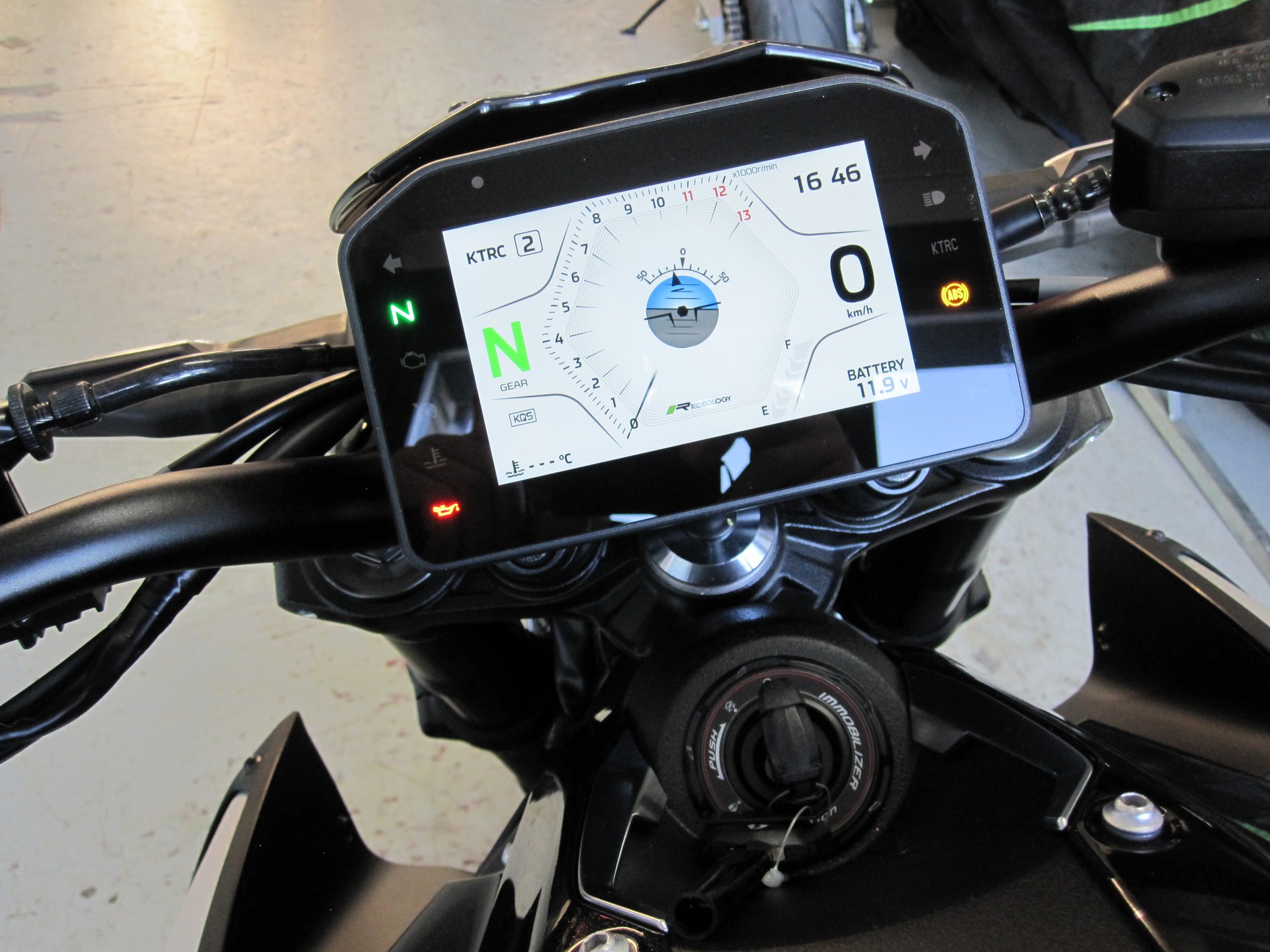KAWASAKI Z 900 (35kW)-image-5