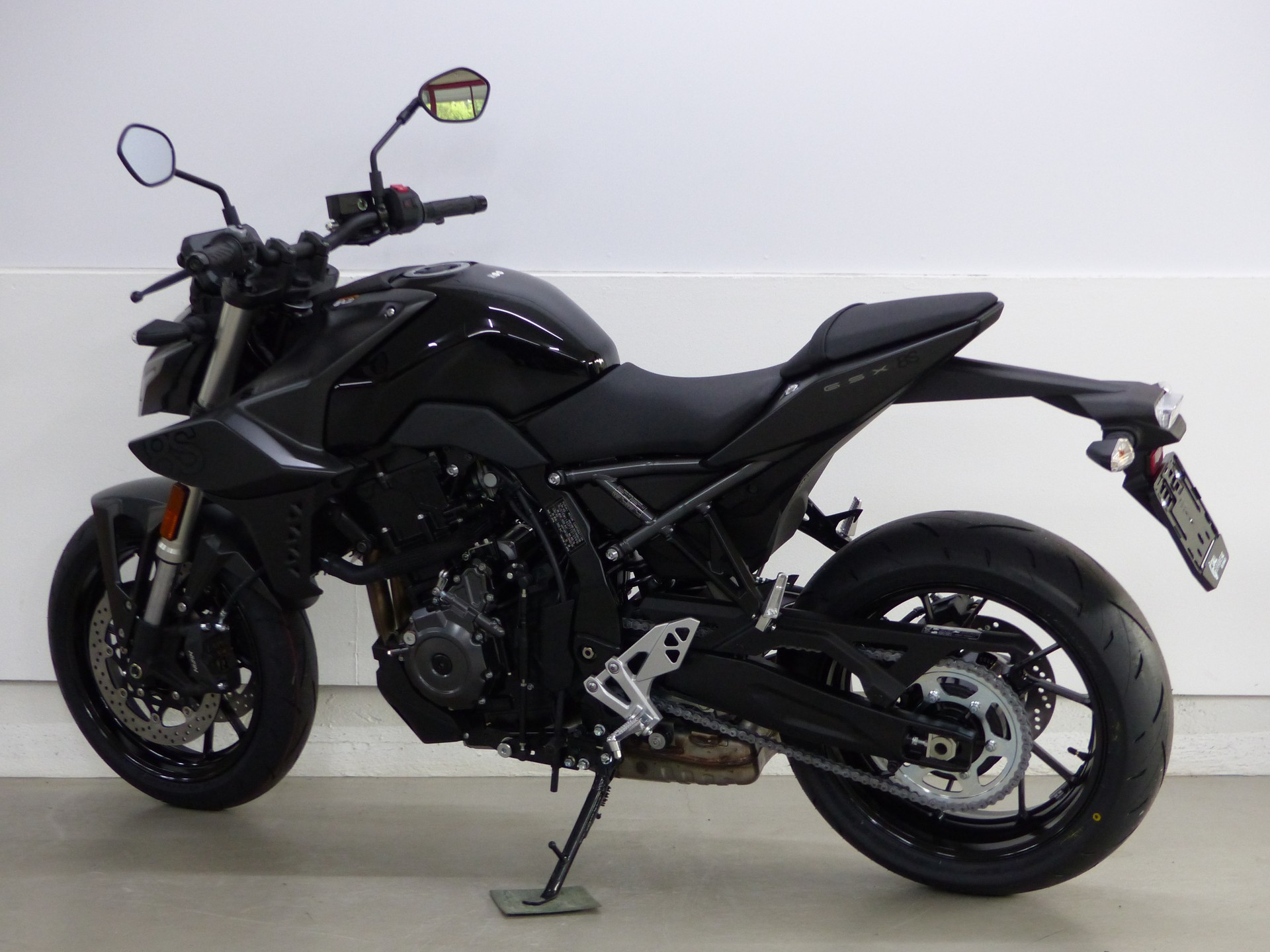 SUZUKI GSX 8 S ABS 35kW-image-3