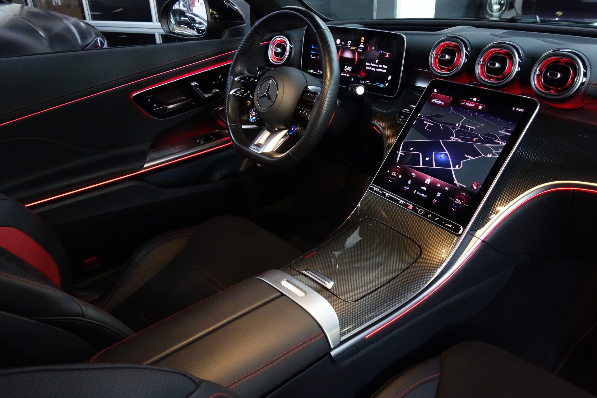 MERCEDES-BENZ CLE 53 COUPE AMG 4Matic+ 9G-Tronic BLACK ON POINT-image-28