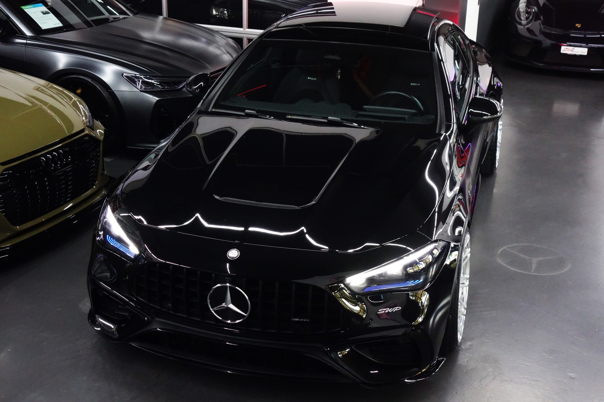 MERCEDES-BENZ CLE 53 COUPE AMG 4Matic+ 9G-Tronic BLACK ON POINT-showroom-element-2