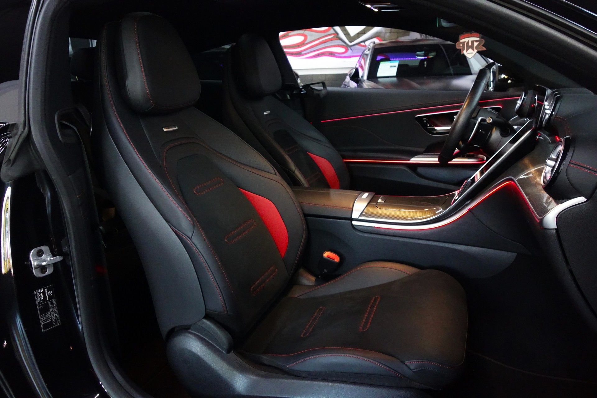 MERCEDES-BENZ CLE 53 COUPE AMG 4Matic+ 9G-Tronic BLACK ON POINT-image-29