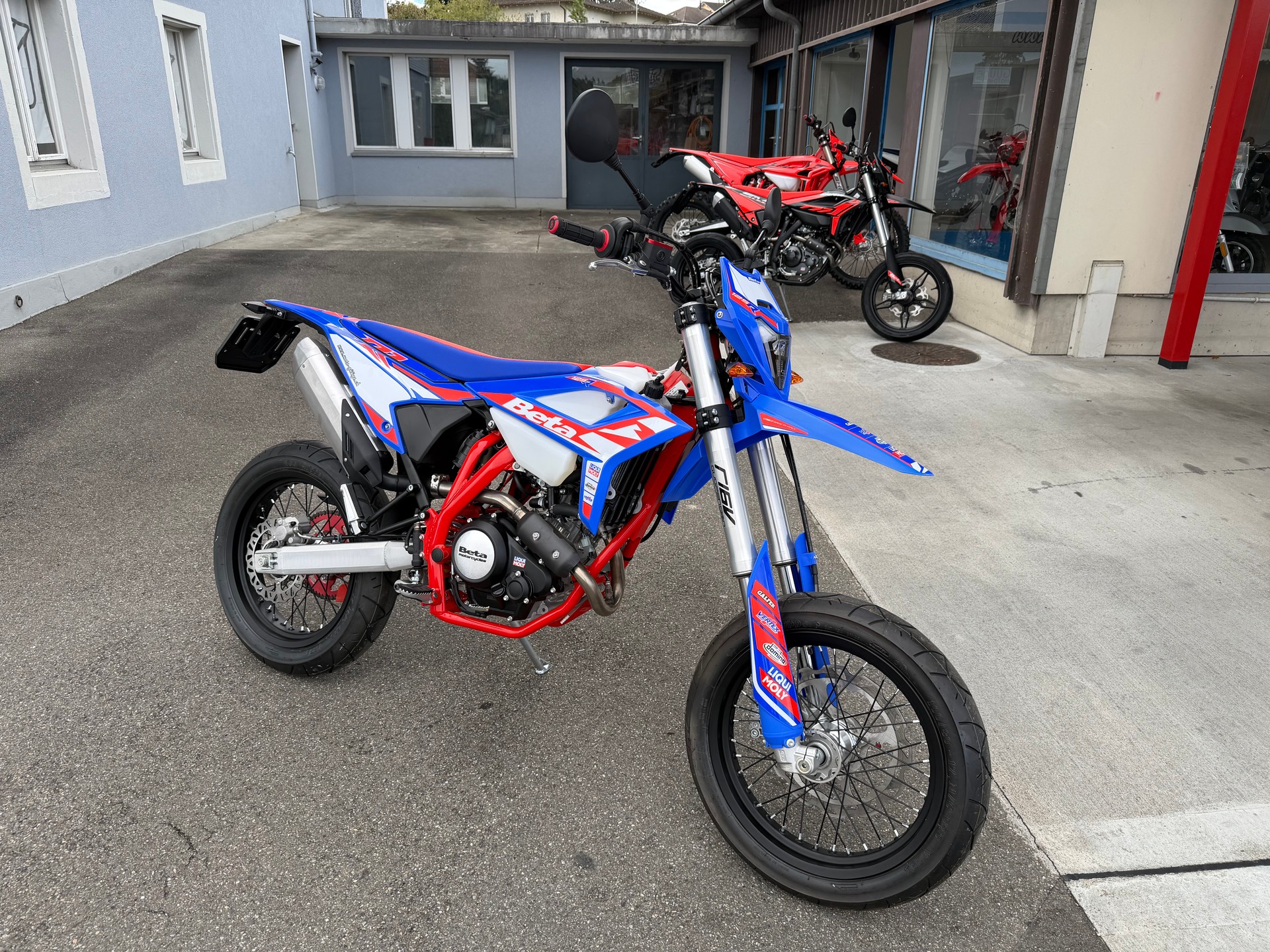 BETA RR 125-4T LC Motard-image-1