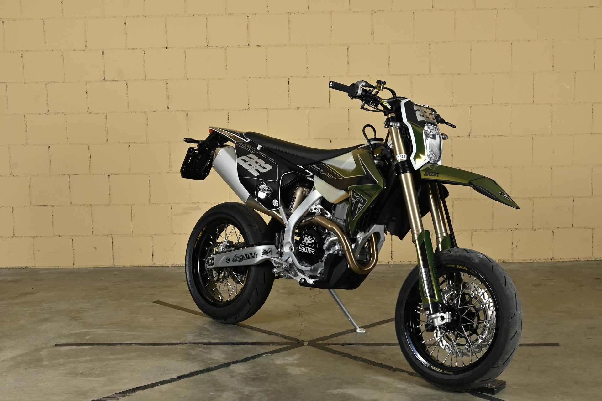 TRIUMPH TF 450 E-image-8