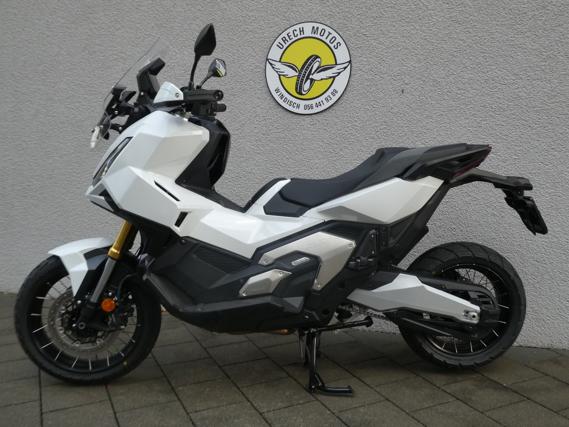 HONDA X-ADV 750-image-4