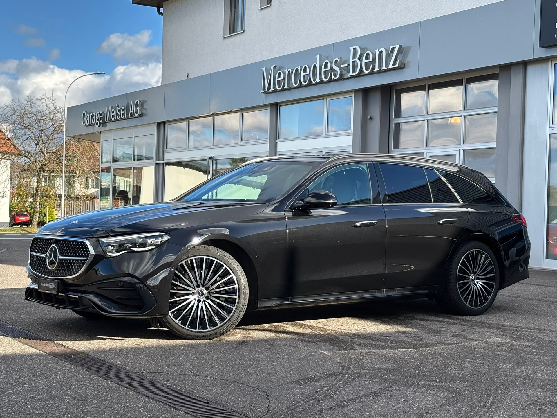 MERCEDES-BENZ E 200 AMG-Line 4Matic Kombi