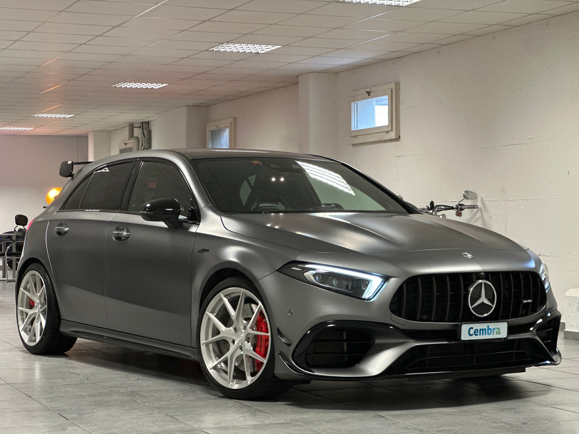 MERCEDES-BENZ A 45 S AMG 4Matic+ Speedshift-image-9
