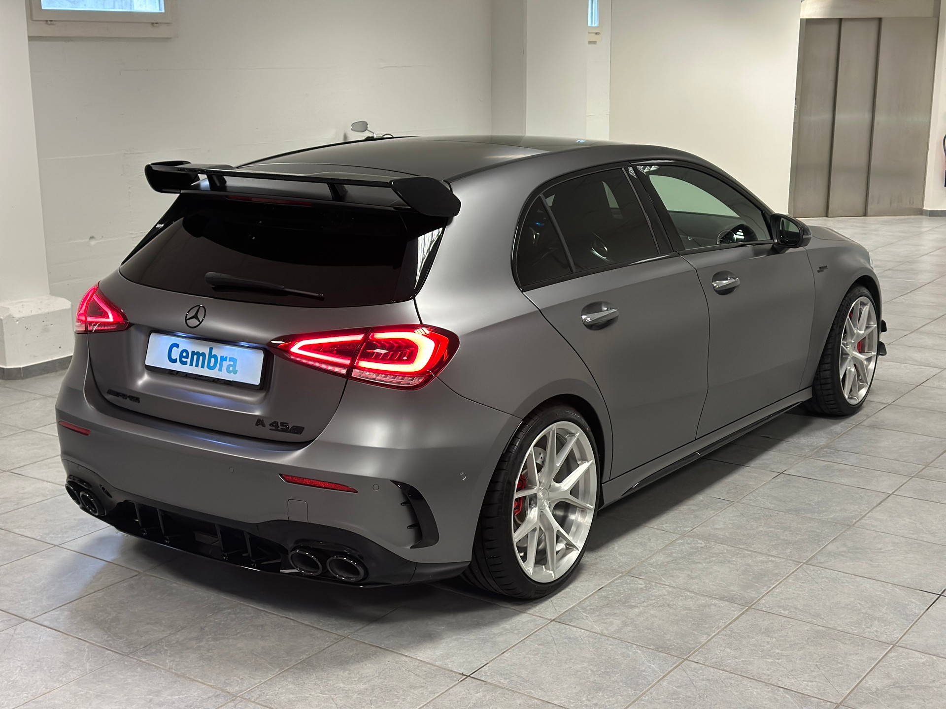 MERCEDES-BENZ A 45 S AMG 4Matic+ Speedshift-image-30