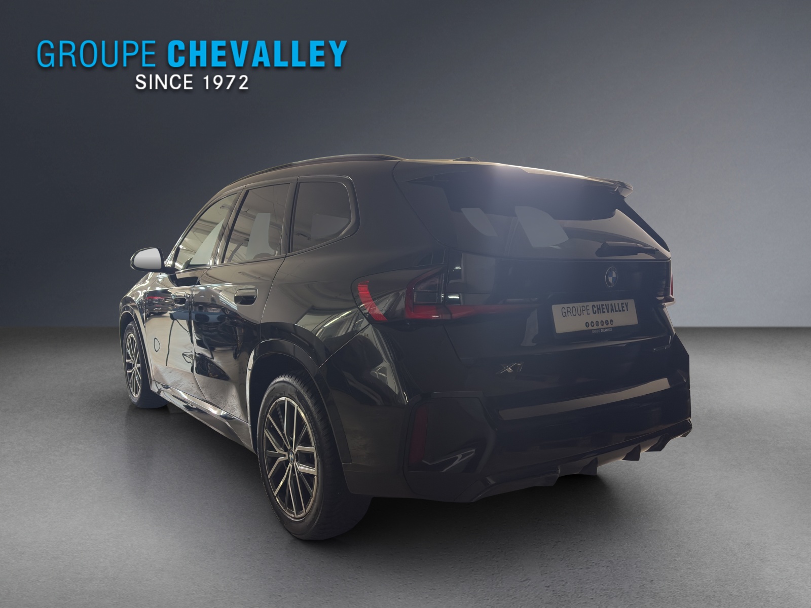 BMW X1 sDrive 18i M Sport-showroom-element-3