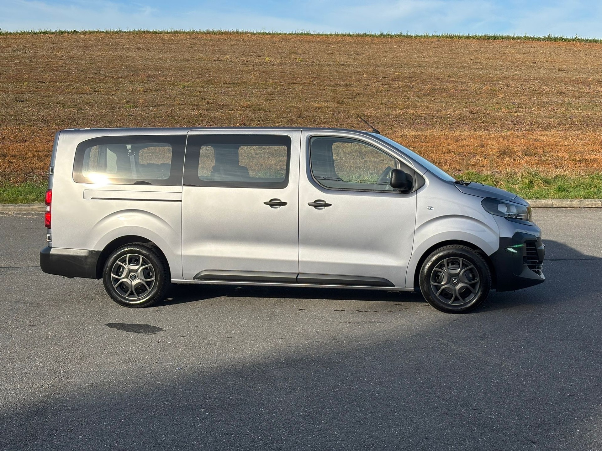 OPEL Vivaro Combi 2.0 CDTI s/s XL-showroom-element-1