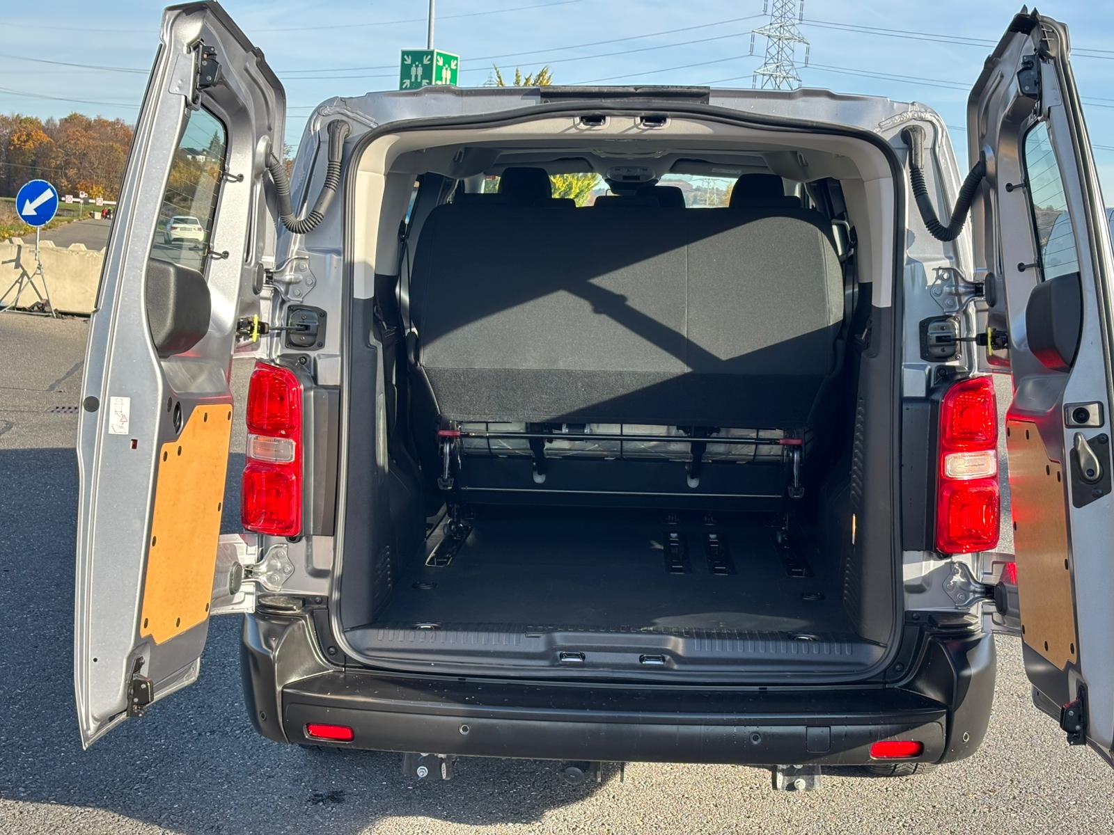 OPEL Vivaro Combi 2.0 CDTI s/s XL-showroom-element-3