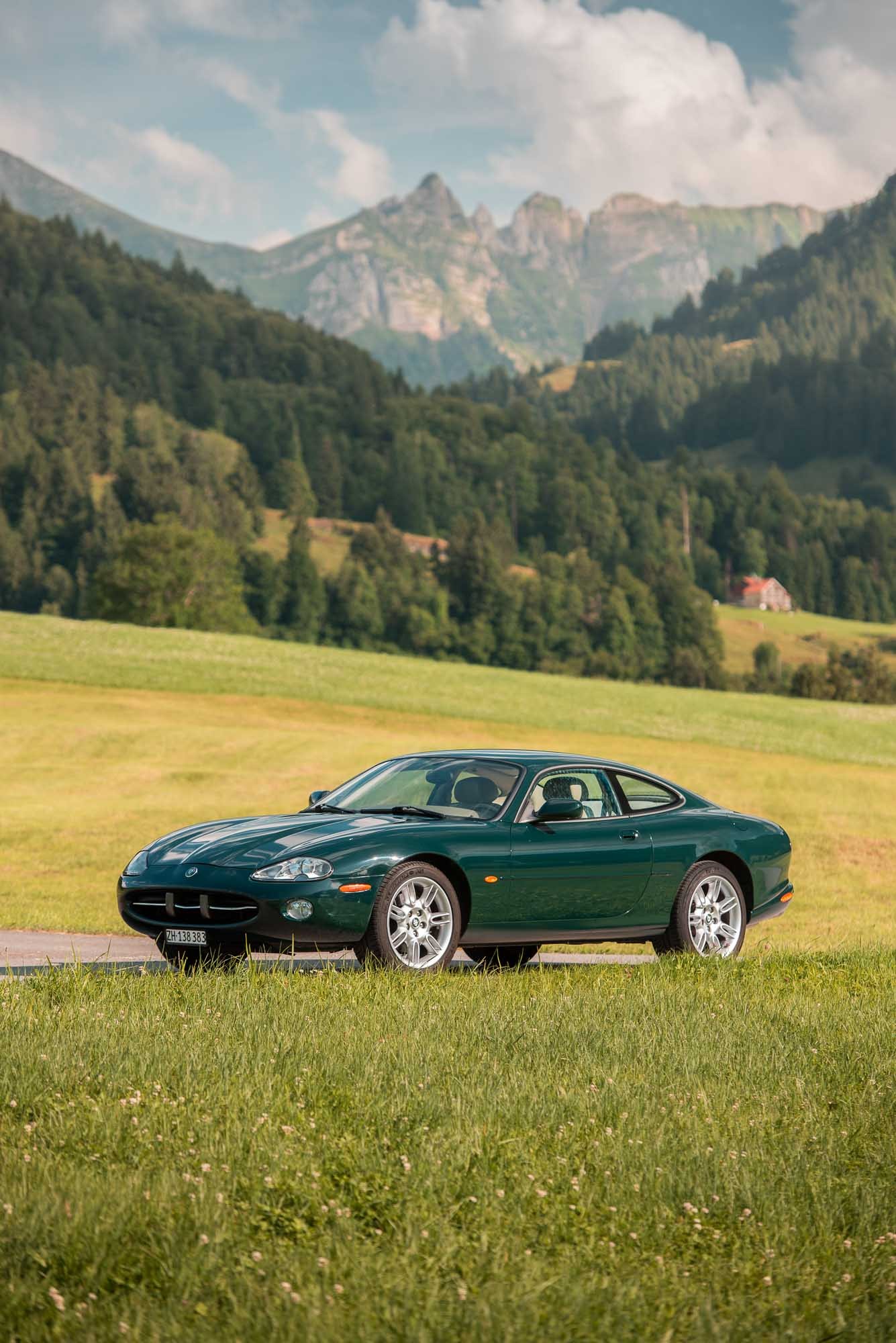 JAGUAR XK8