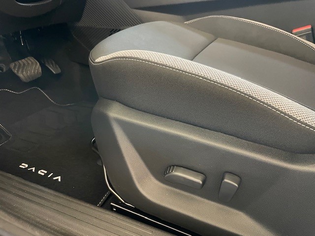 DACIA Bigster HEV 155 Journey-image-17