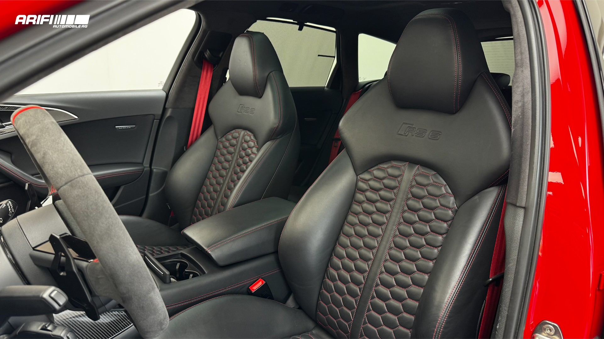 AUDI RS6 Avant Performance Misano-Rot / Audi Exklusive-image-22