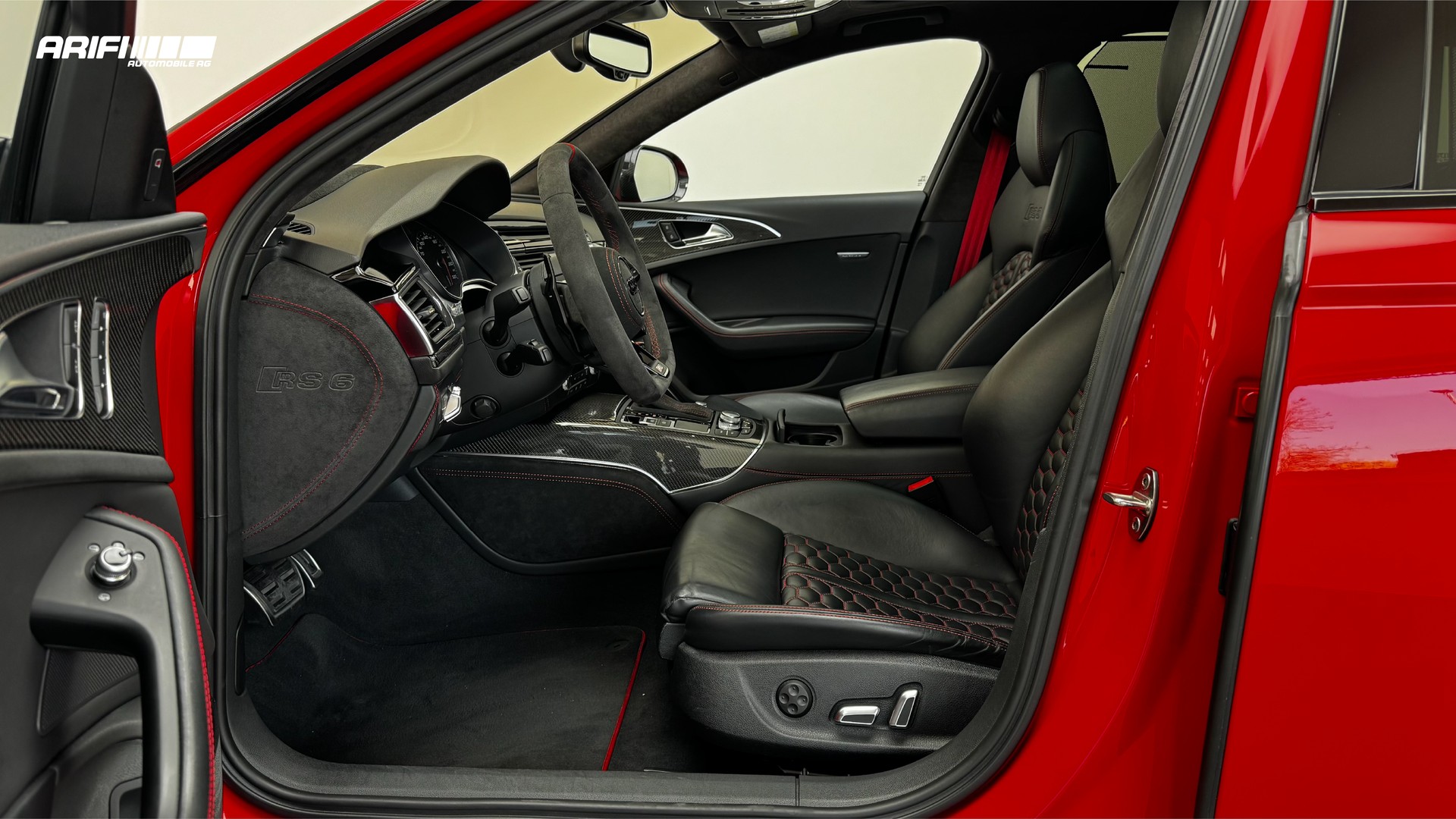 AUDI RS6 Avant Performance Misano-Rot / Audi Exklusive-image-27