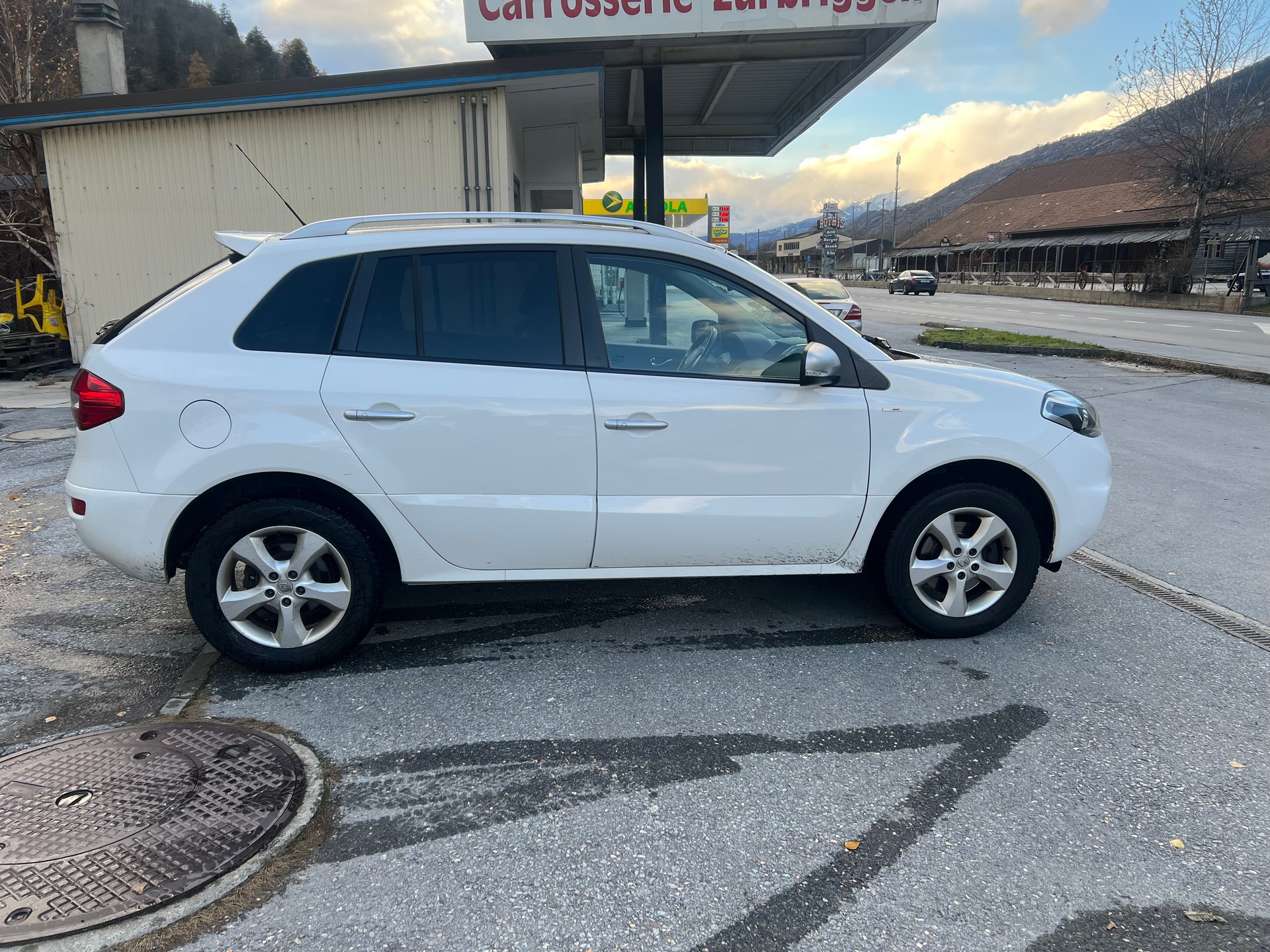 RENAULT Koleos 2.0 dCi Bose 4x4 Automatic-image-5