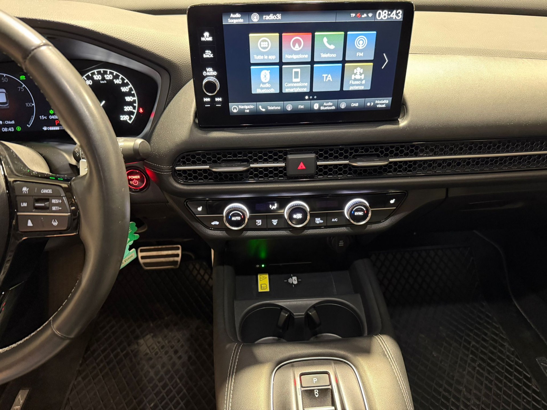 HONDA ZR-V 2.0i MMD Hybrid Sport Automatic-image-8