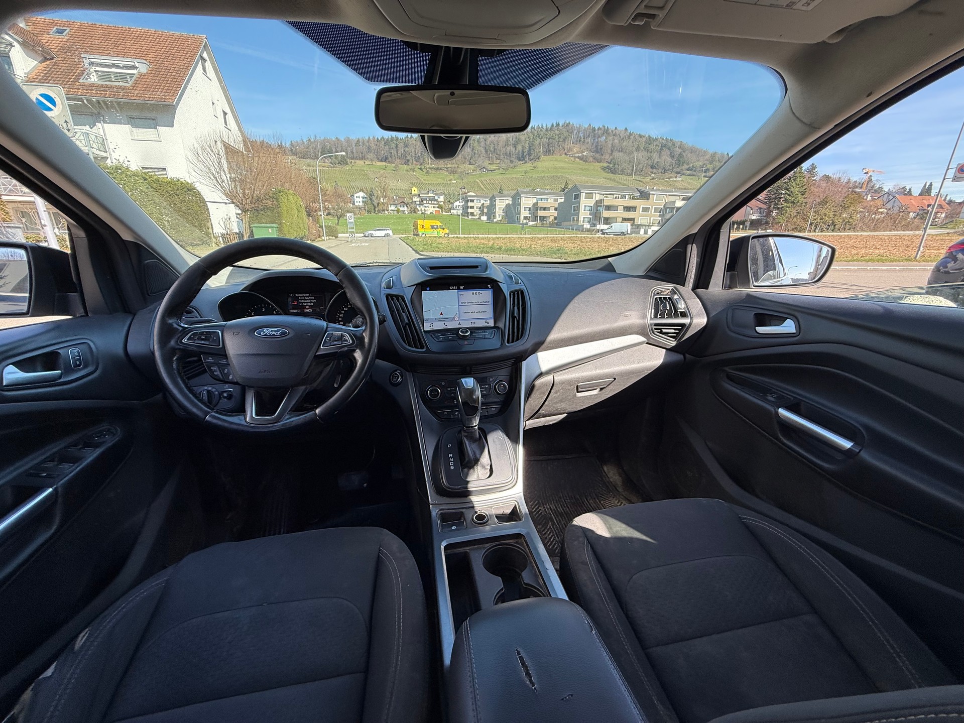 FORD Kuga 2.0 TDCi ST Line 4WD PowerShift-image-4