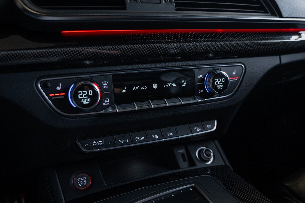 AUDI SQ5 TDI quattro tiptronic-image-36