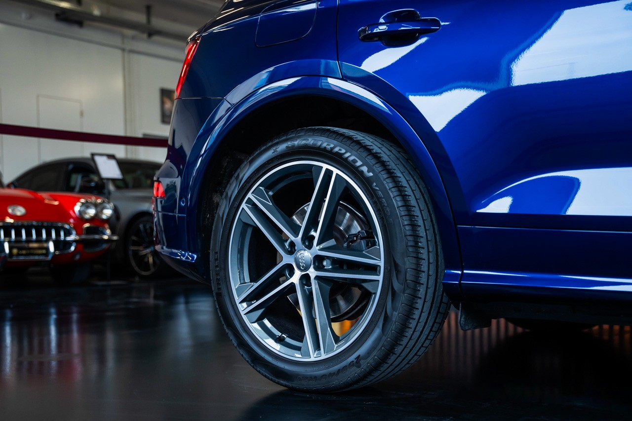 AUDI SQ5 TDI quattro tiptronic-image-11