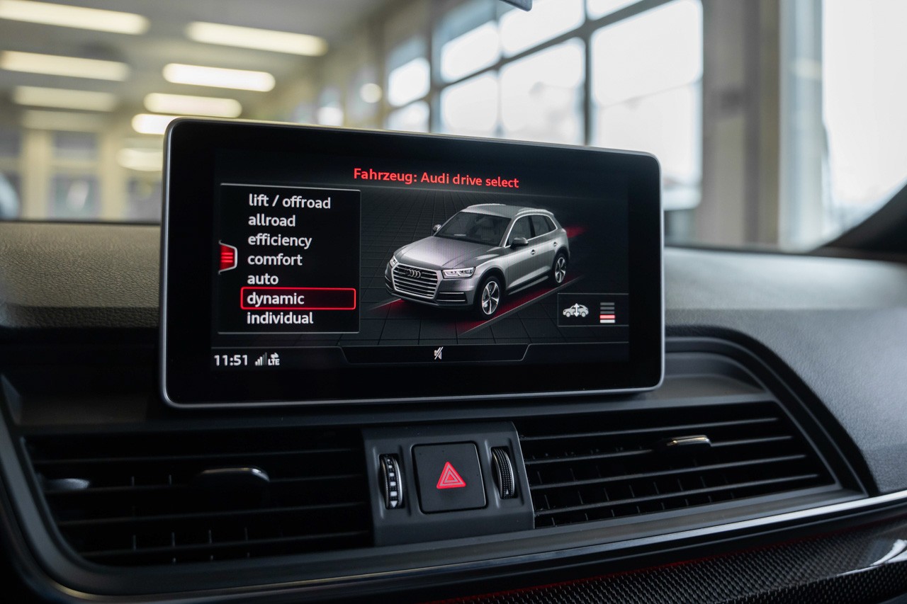 AUDI SQ5 TDI quattro tiptronic-image-23