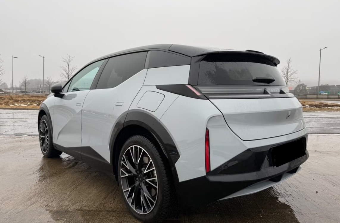 ZEEKR X 69kWh Privilege AWD-showroom-element-1