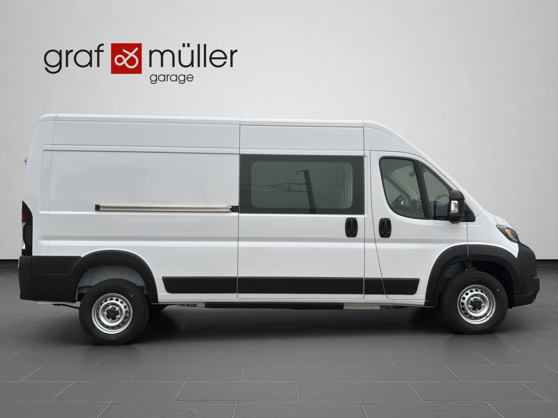 PEUGEOT e-Boxer Kaw. 435 L3H2 110 kWh-showroom-element-2