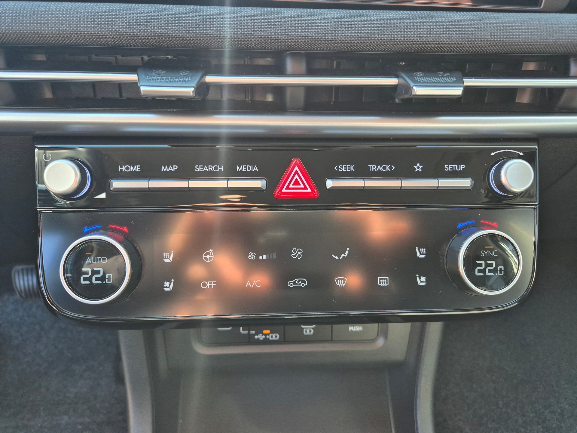 HYUNDAI Tucson 1.6 TGDI 48V Vertex 4WD DCT-image-12