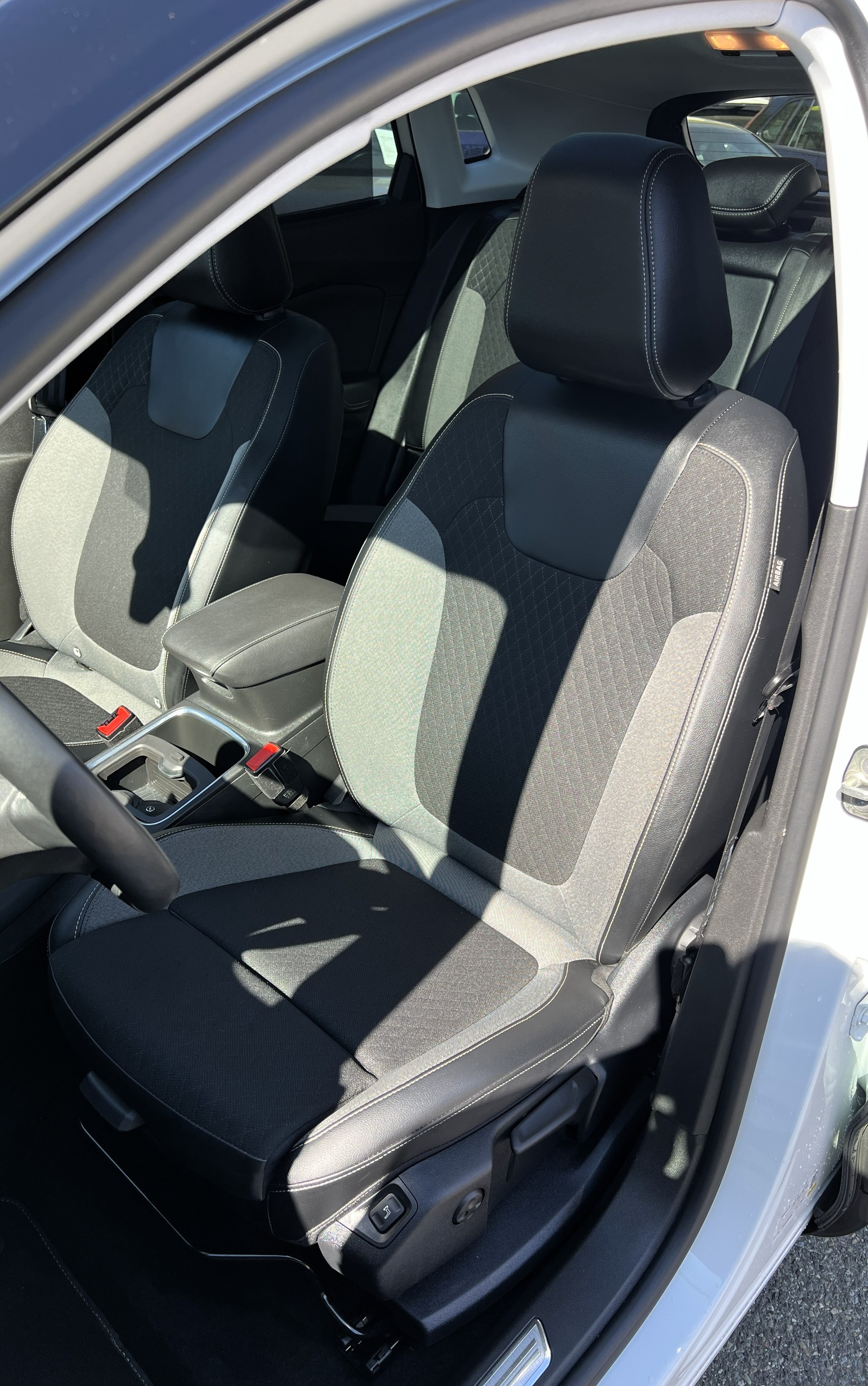 OPEL Grandland X 2.0CDTi Ultimate Automatik-image-17