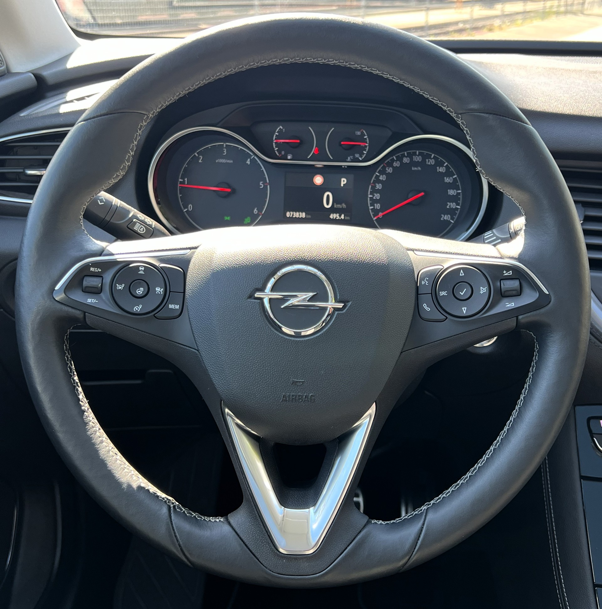OPEL Grandland X 2.0CDTi Ultimate Automatik-image-24