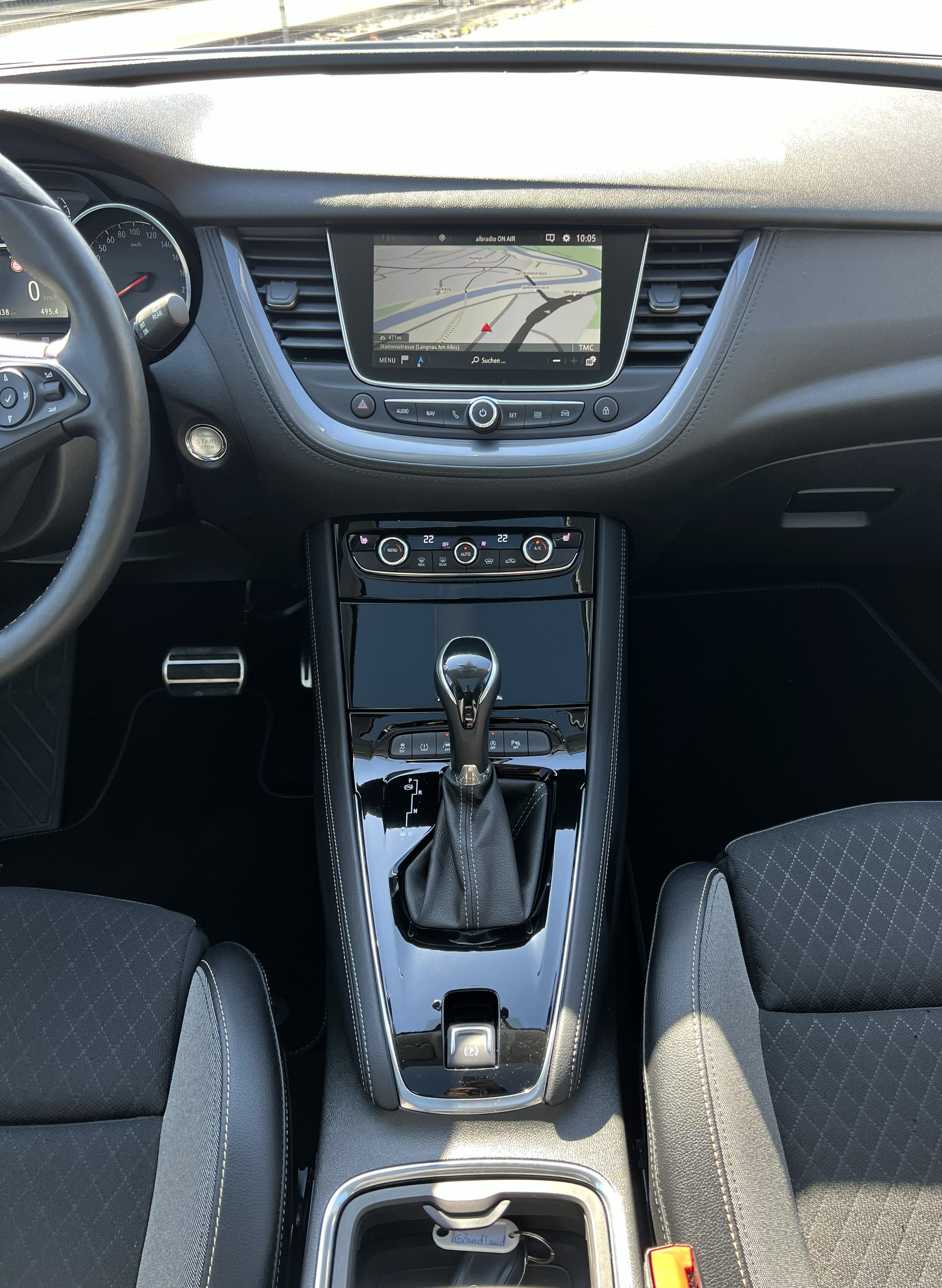 OPEL Grandland X 2.0CDTi Ultimate Automatik-image-23