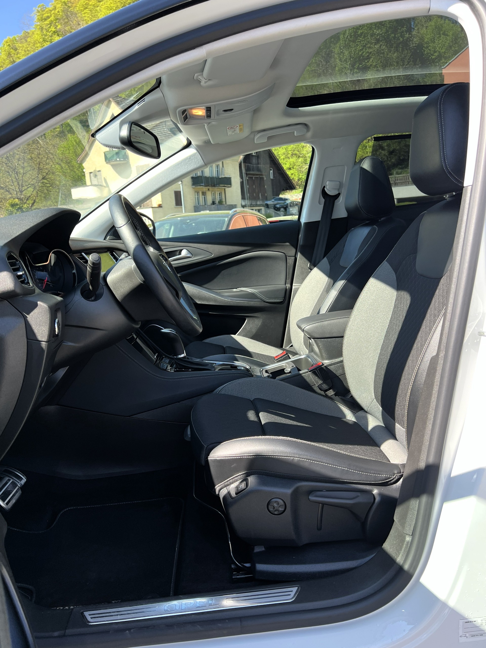 OPEL Grandland X 2.0CDTi Ultimate Automatik-image-19