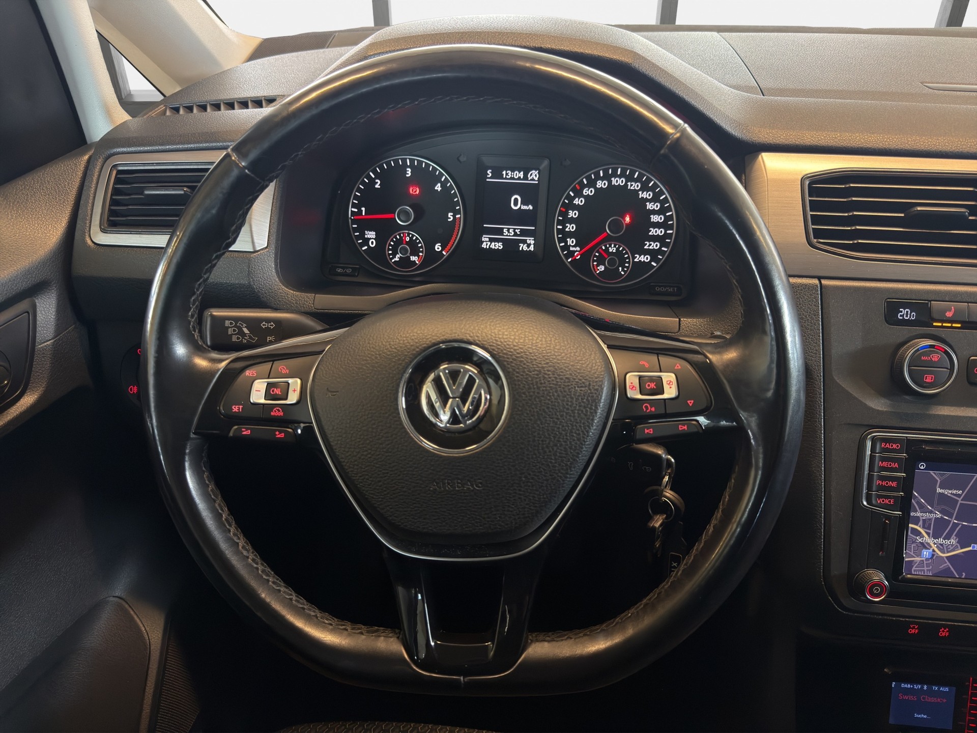 VW Caddy Maxi 2.0 TDI Trendline 4Motion*TOP AUSSTATTUNG*TOP ZUSTAND*NUR 48000 KM*MAXI*7-PLÄTZE*AHK*-image-12