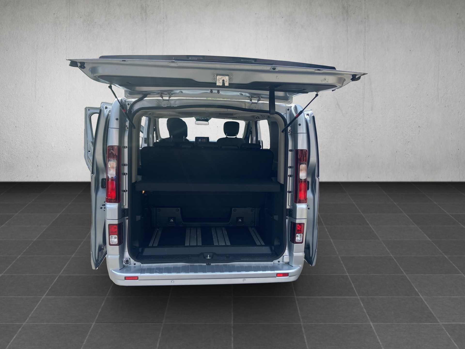 RENAULT Trafic Blue dCi 170 Spaceclass Pack Escapade EDC-image-13