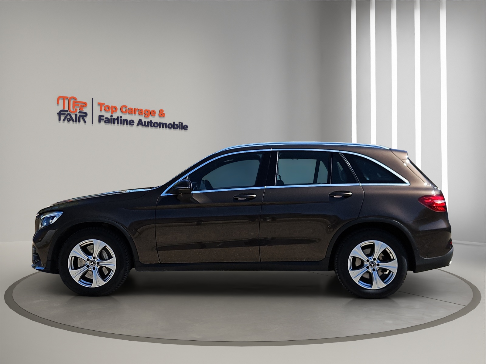 MERCEDES-BENZ GLC 250 d AMG Line 4Matic 9G-Tronic-image-3