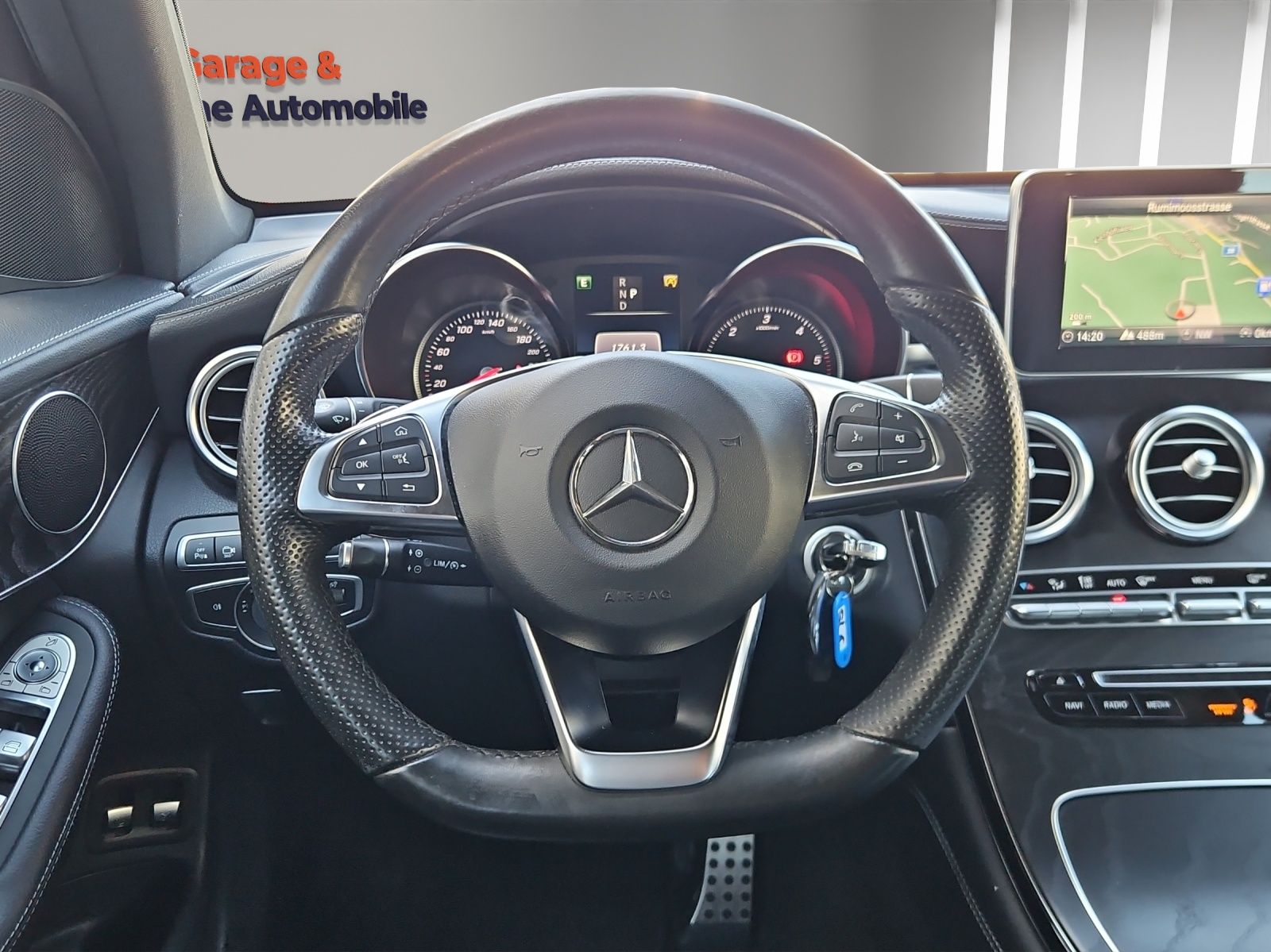 MERCEDES-BENZ GLC 250 d AMG Line 4Matic 9G-Tronic-image-11