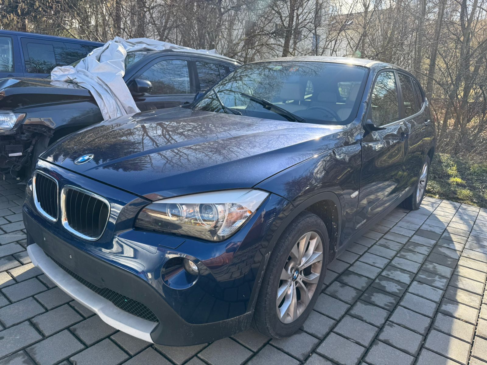 BMW X1 xDrive 28i Steptronic-image-1