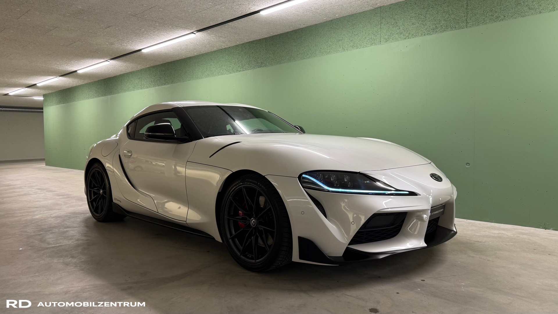 TOYOTA Supra GR 3.0i Turbo Premium Automat 8-image-2