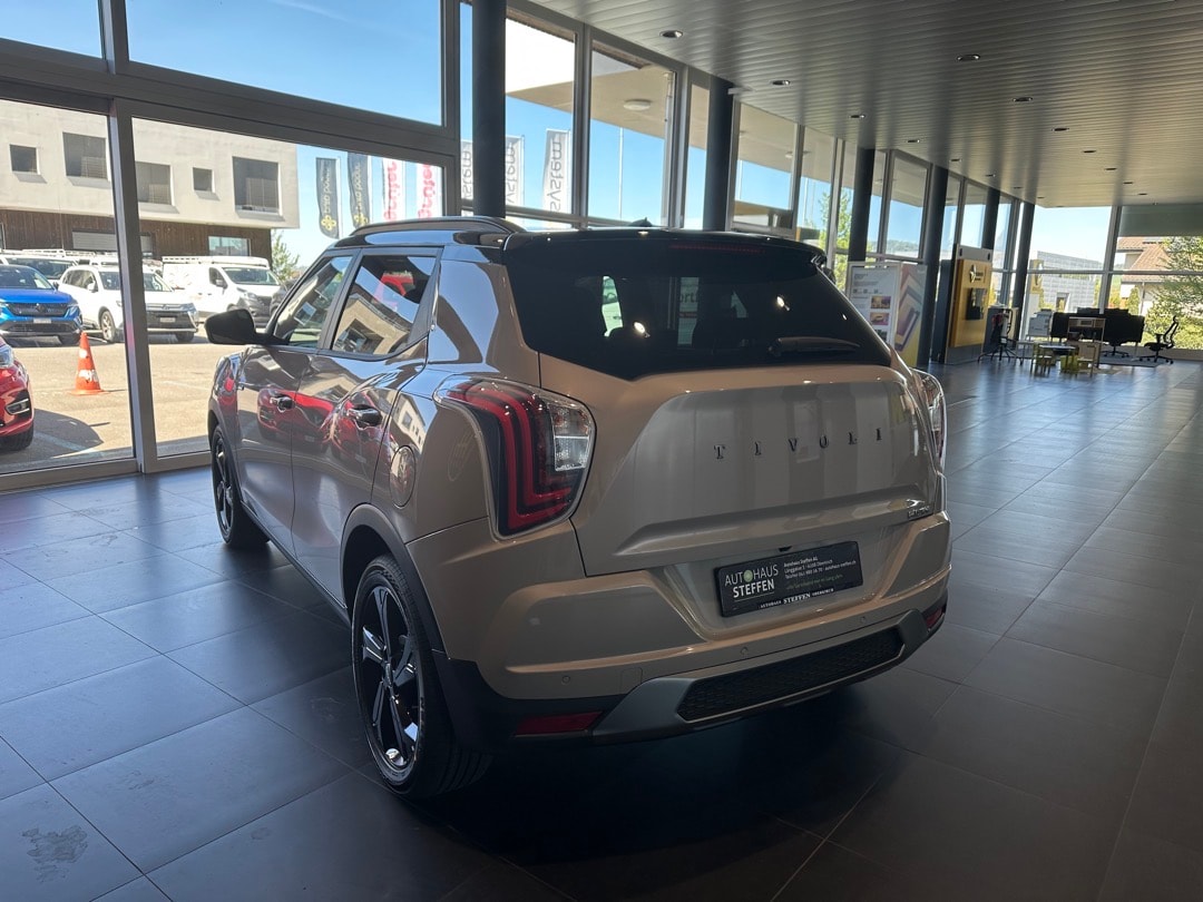 KGM-SsangYong Tivoli 1.5 T GDI Platinum 4WD-showroom-element-3