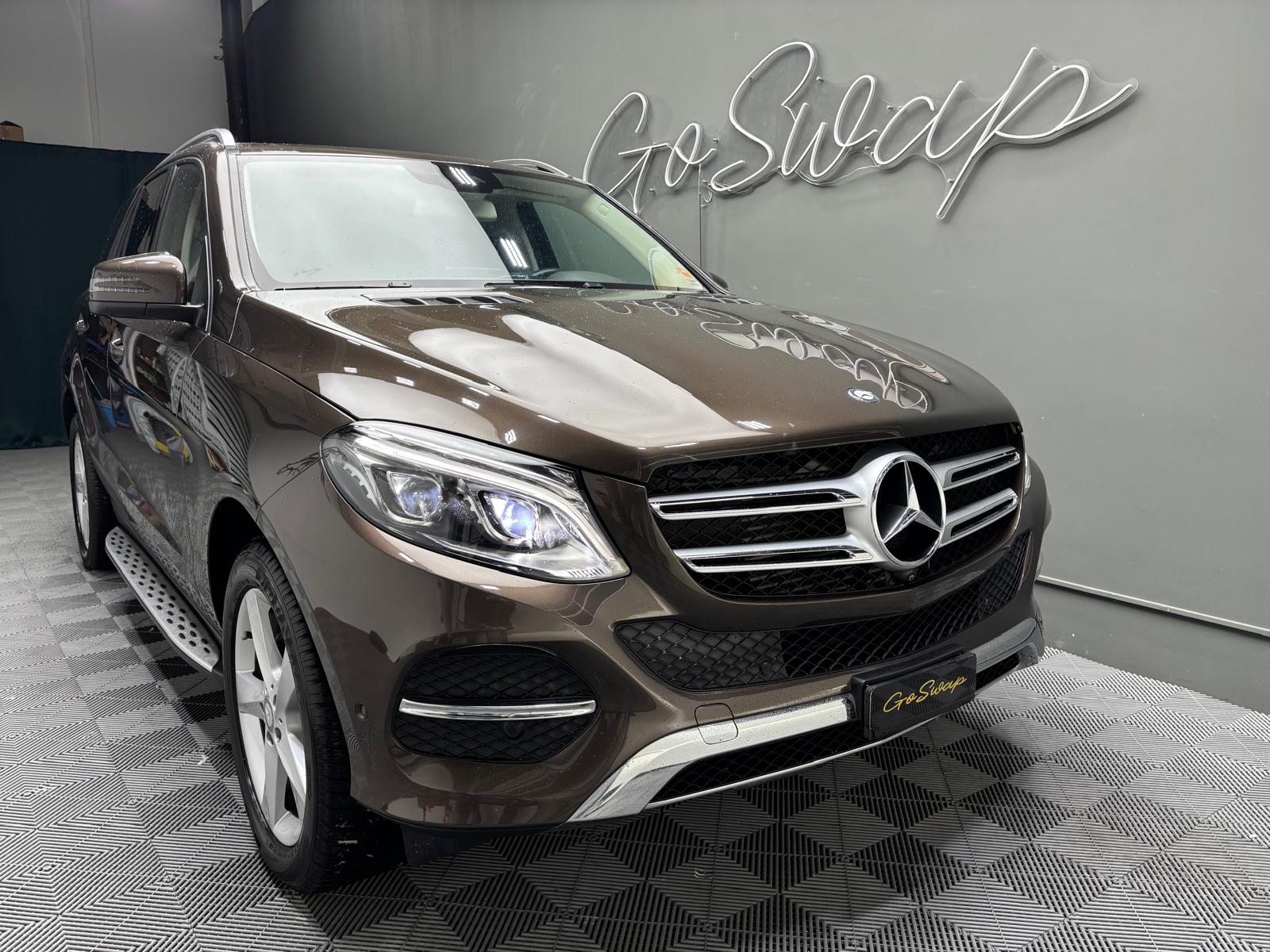 MERCEDES-BENZ GLE 250 d Executive 4Matic 9G-Tronic-showroom-element-1
