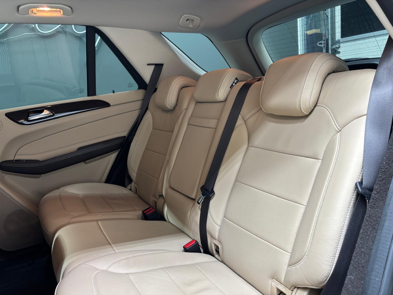 MERCEDES-BENZ GLE 250 d Executive 4Matic 9G-Tronic-image-12