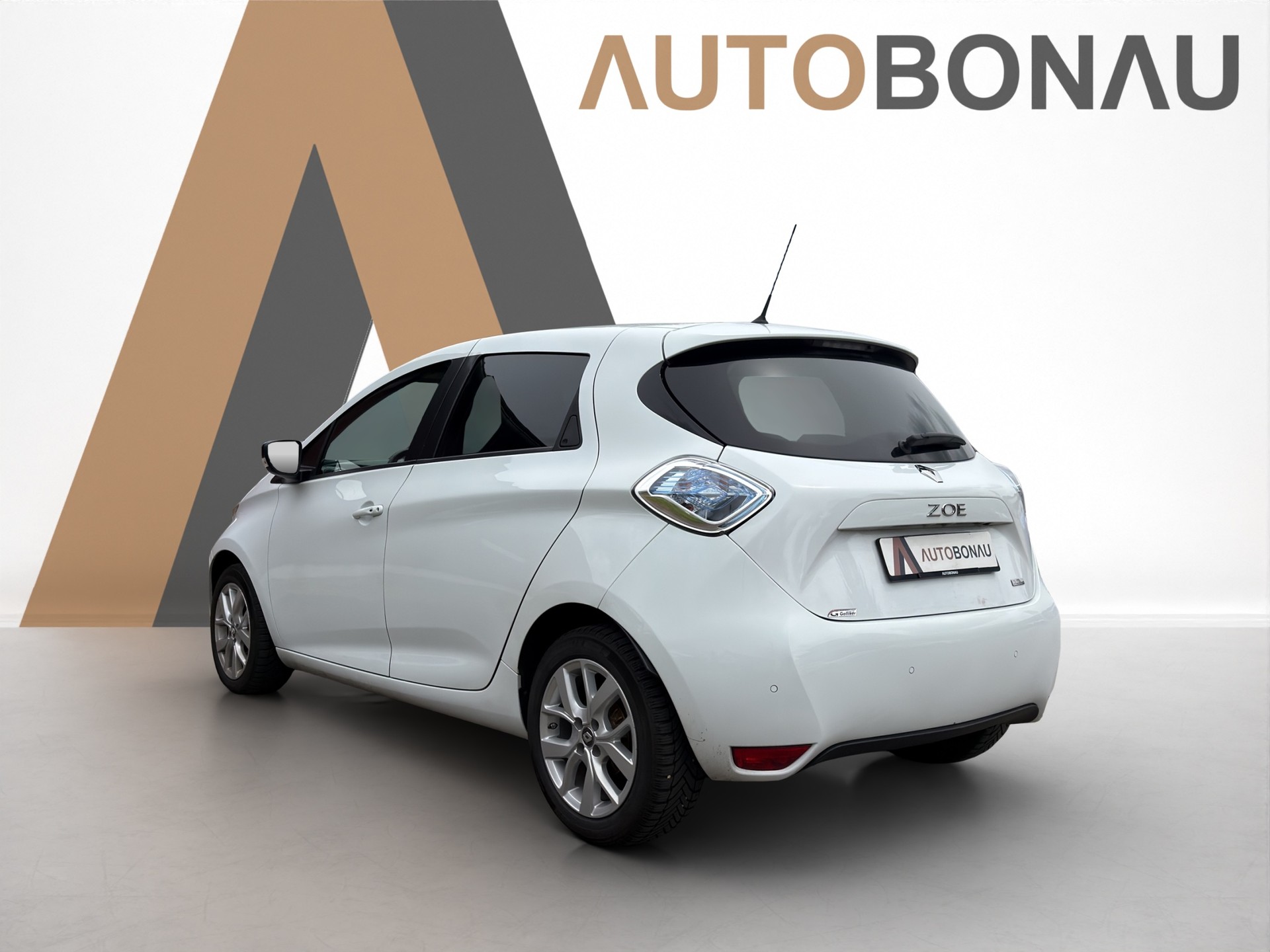 RENAULT Zoe FP R110 Life inkl. Batterie SOC 90.2%-showroom-element-2