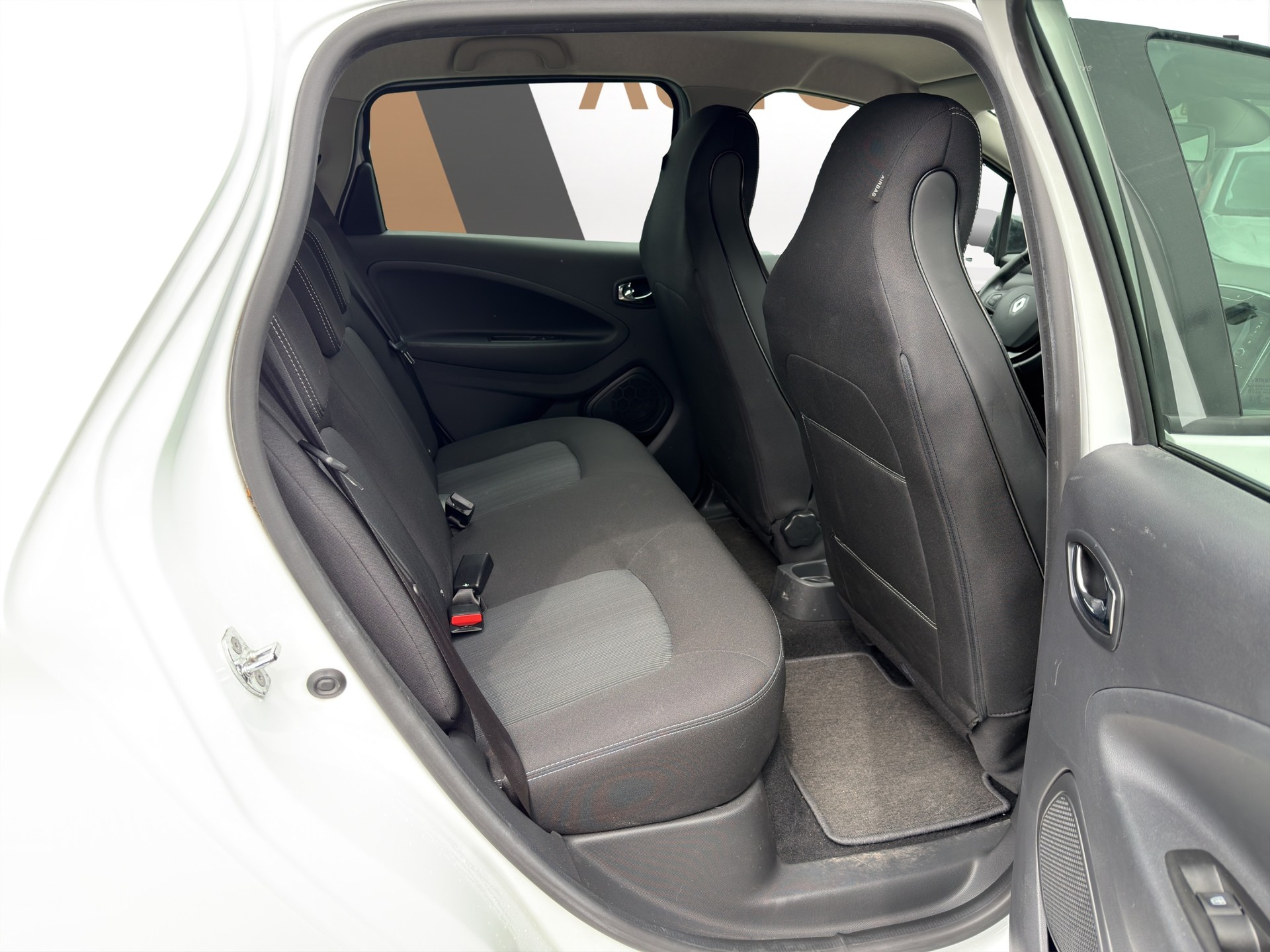RENAULT Zoe FP R110 Life inkl. Batterie SOC 90.2%-image-15
