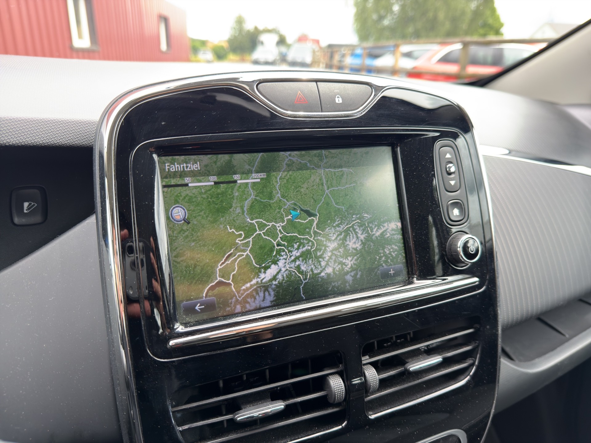 RENAULT Zoe FP R110 Life inkl. Batterie SOC 90.2%-image-41