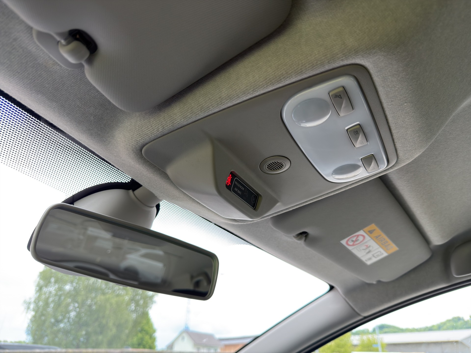 RENAULT Zoe FP R110 Life inkl. Batterie SOC 90.2%-image-42