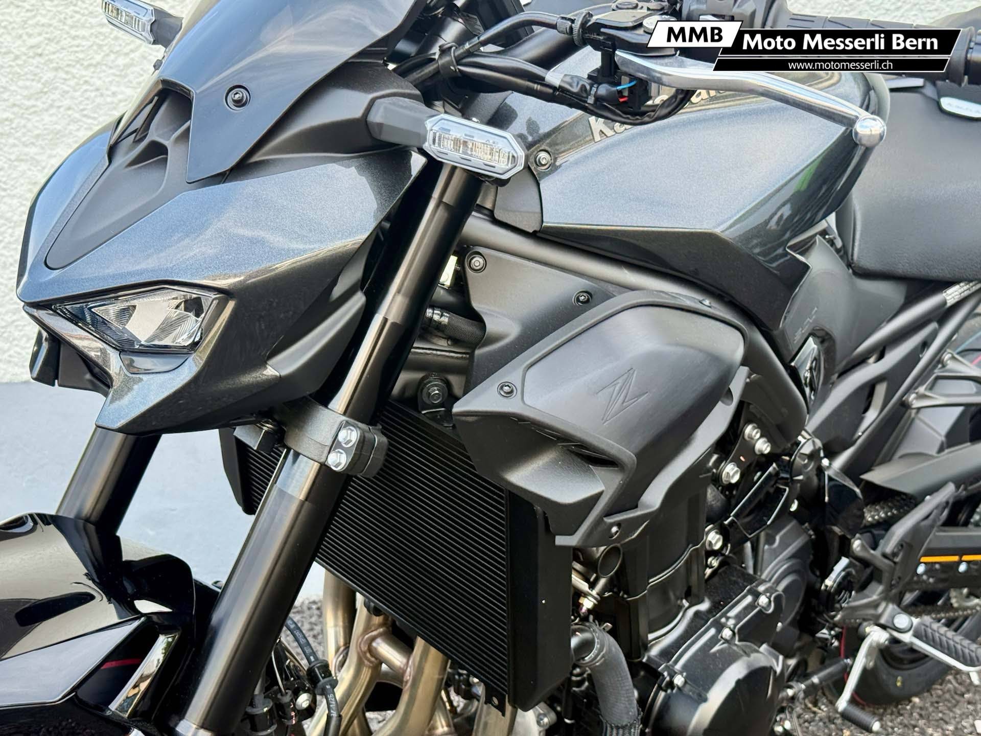 KAWASAKI Z 900 (35kW)-image-6